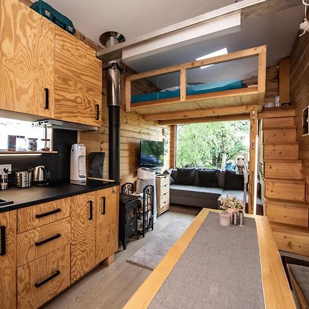 Tiny House - Chatka V Rezi U Prahy Husinec  Екстериор снимка